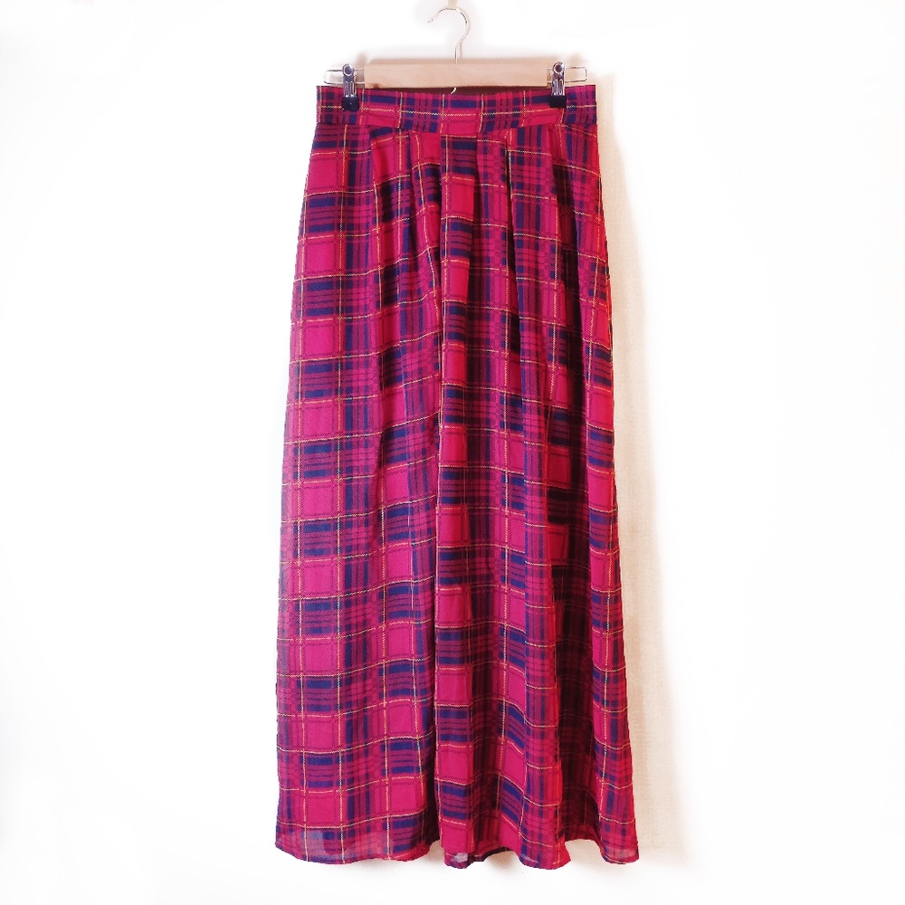 ✨NWT✨ LIVING DOLL High Waisted Plaid Maxi Skirt